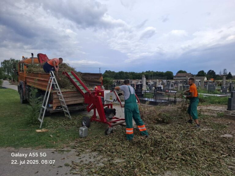 Уређење гробља у Оџацима
